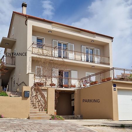 Summer Breeze Apartment - Quiet Place With A Spectacular View And A Garden Šibenik Exteriér fotografie